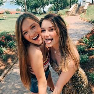 Meet your Posher, Celeste